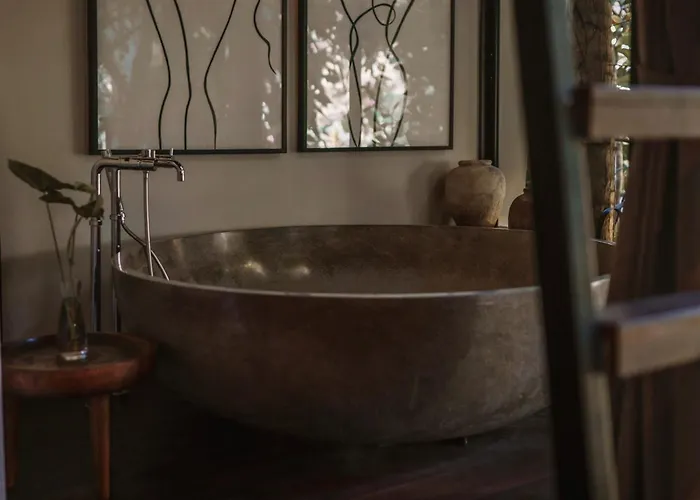 Ferienhaus Zen River House, Secluded Tranquil Retreat In Nature Ubud