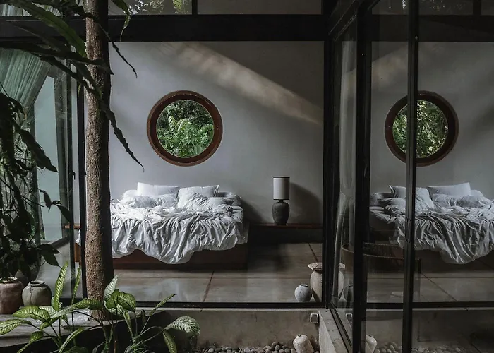 Zen River House, Secluded Tranquil Retreat In Nature Ferienhaus *